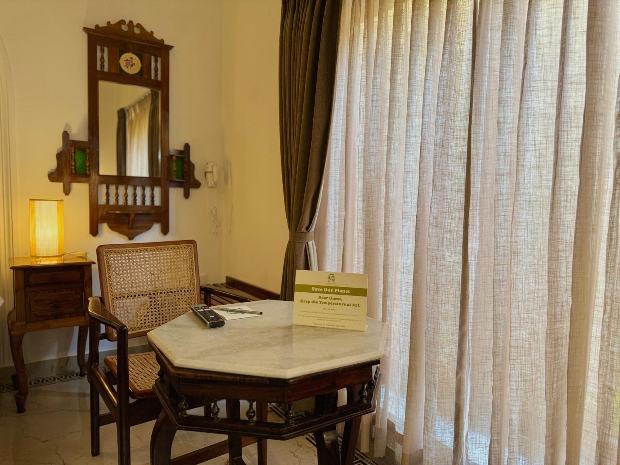La Plage Seaview Suites Pondicherry Exterior foto
