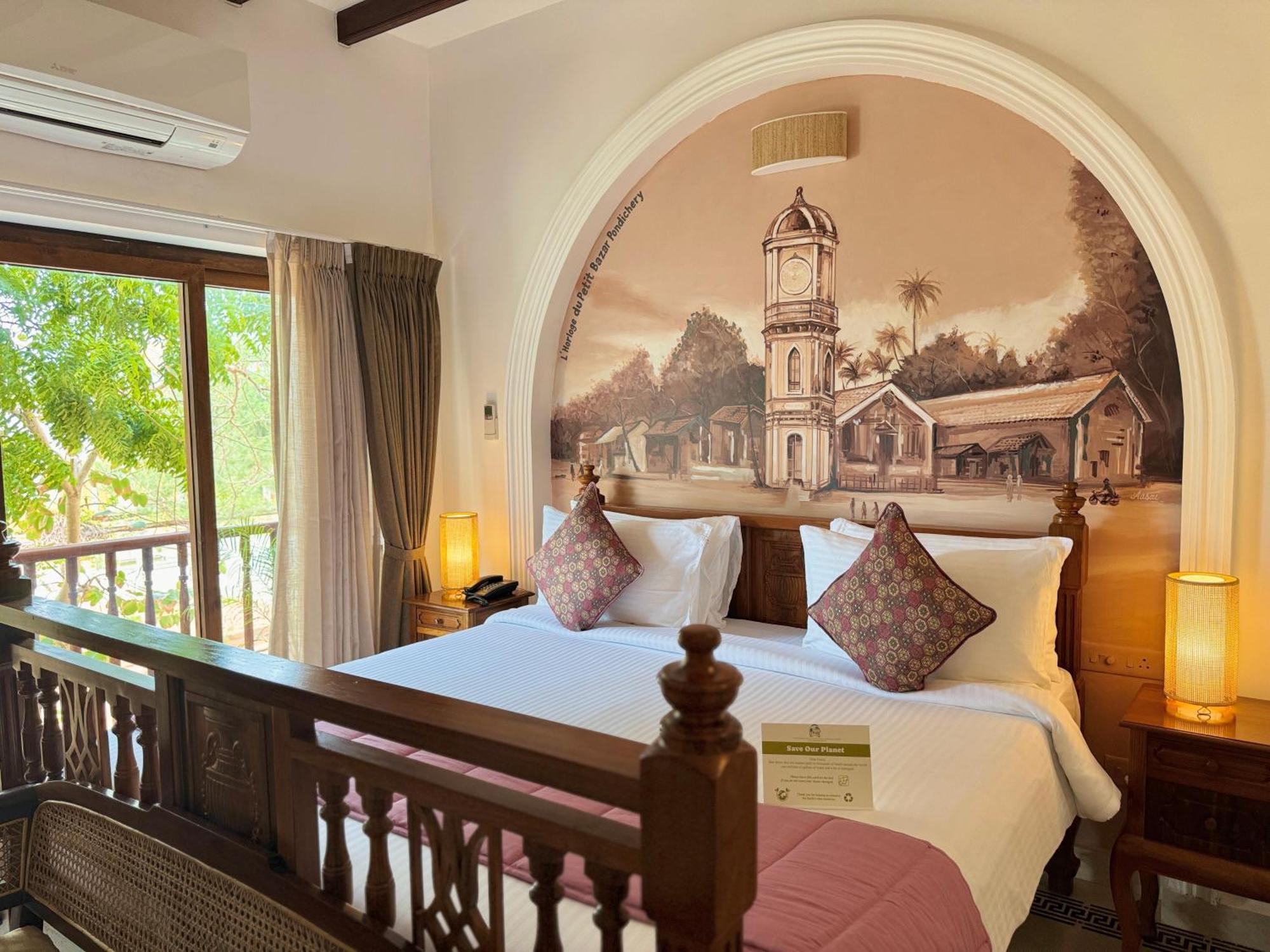 La Plage Seaview Suites Pondicherry Exterior foto